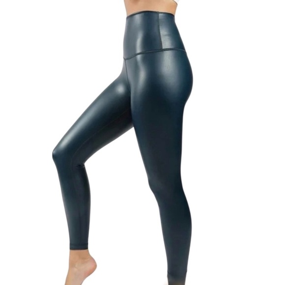 NWT artic navy 90 Degree By Reflex Shiny Leggings Retail $78 - Picture 1 of 6